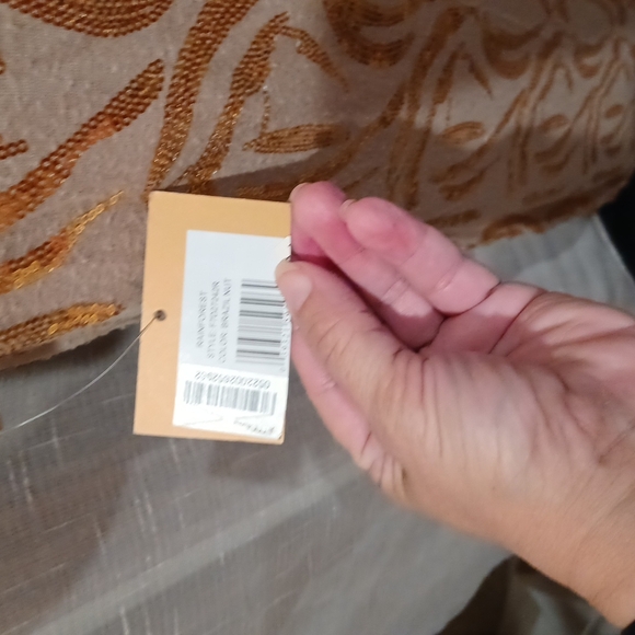 NWT Ellen Tracy T-Shirt Knit Dress, Gold Swirl Sequins, Scoop Neck, Short sleev - Picture 3 of 4